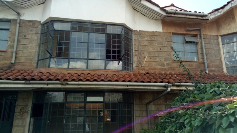 Townhouses to rent in Langata