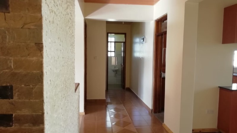 3 Bedroom with Dsq Bungalow, Karen Plains