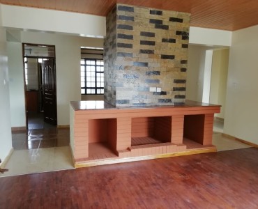 3 Bedroom with Dsq Bungalow, Karen Plains